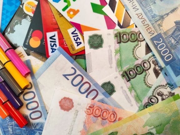 چرا تلاش پوتین برای حذف دلار از مبادلات جهانی بینتیجه بوده است؟