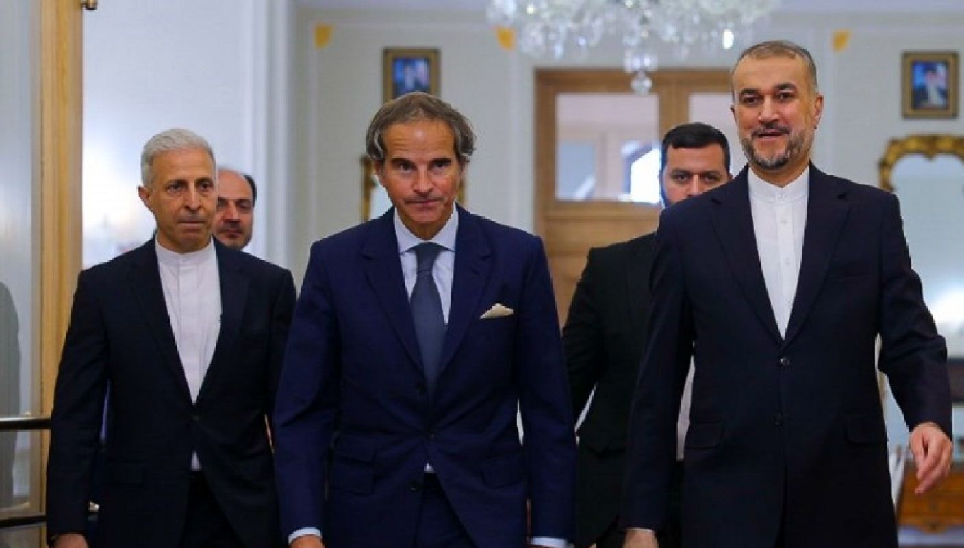 خلال زيارته لطهران.. مدير الوكالة الذرية يبحث "إجراءات ملموسة" لإحياء الاتفاق النووي