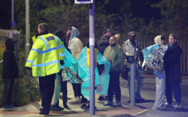 حمله با چاقو در قطاری در بریتانیا، چندین زخمی و دو بازداشت در پیداشت