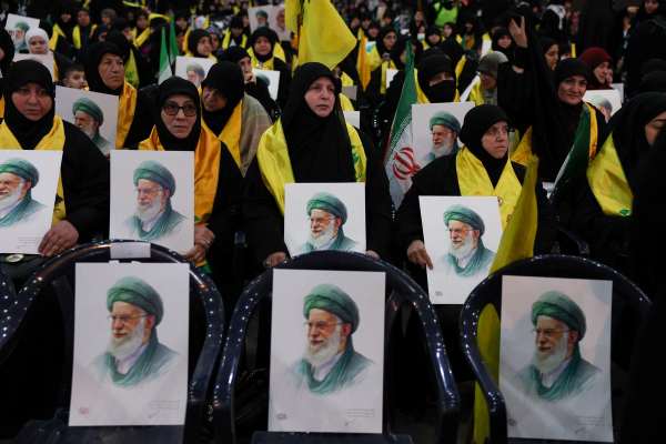 بازتاب گزارش ایراناینترنشنال درباره نقش دیپلماتهای جمهوری اسلامی در تامین مالی حزبالله