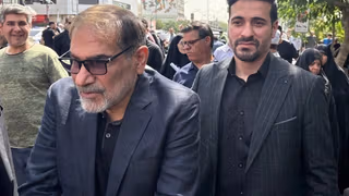 شمخانی بار دیگر از پاسخگویی طفره رفت و انتقادها را «حمله به نظام» خواند