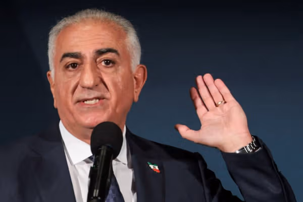 شاهزاده رضا پهلوی: اقدام هدفمند علیه فرماندهی و زیرساختهای سپاه به پایان رژیم میانجامد