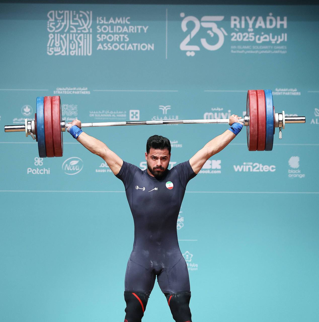 بازی‌های کشورهای اسلامی؛ علیرضا معینی به مدال نقره وزنه‌برداری رسید