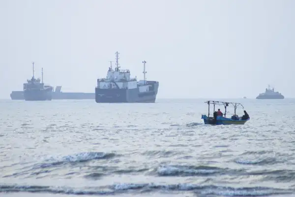 Iran says awaiting US response on Hormuz proposal