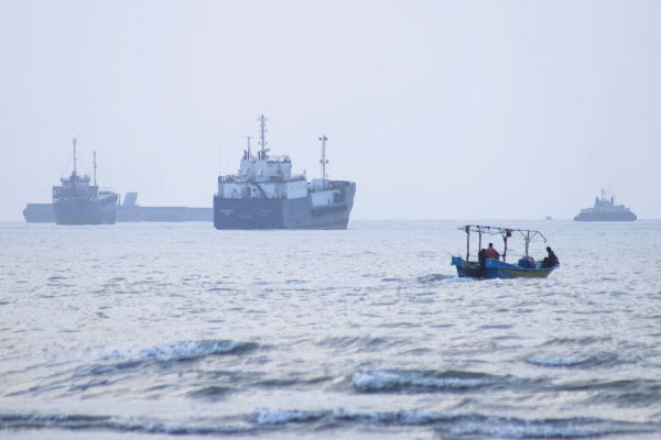 Iran says awaiting US response on Hormuz proposal
