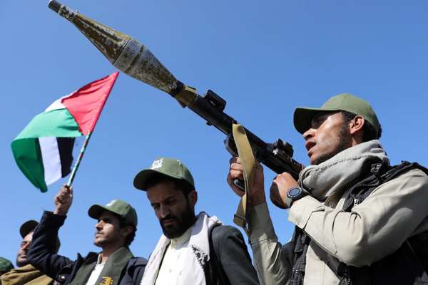 تقرير أممي: الحوثيون تحولوا إلى "تنظيم عسكري قوي" بدعم من إيران ووكلائها
