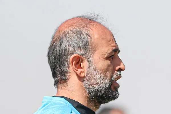 محرم نویدکیا: اینترنت که قطع شد، هیچ بازیکنی حاضر نشد به سپاهان بیاید