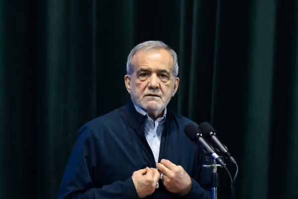پزشکیان: به جای پرونده ساختن برای دیگران، فریادرس کسانی باشیم که صدایشان شنیده نمیشود