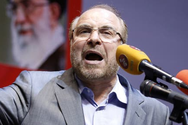 رئيس البرلمان الإيراني: نتفاوض مع أميركا لأن المتغطرس ترامب "تراجع عن كل ما كان"