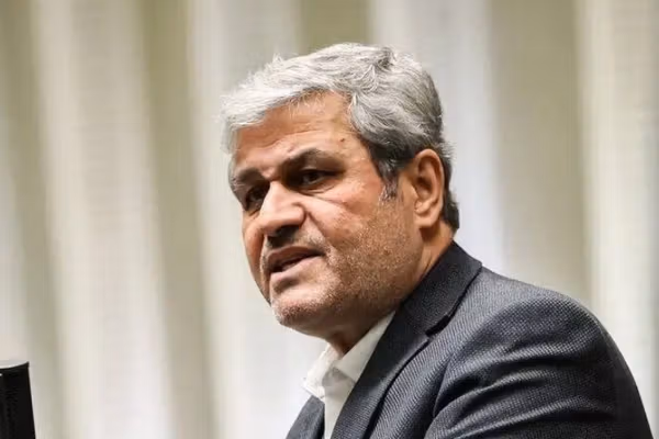 رییس کمیسیون برنامه و بودجه مجلس: غرامت جنگ را از طریق تنگه هرمز دریافت خواهیم کرد