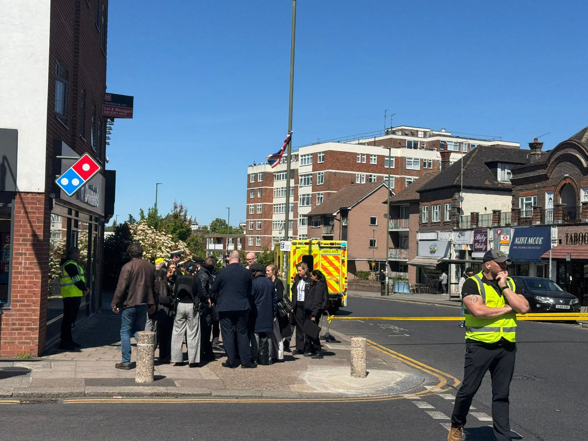 نخست‌وزیر بریتانیا: حادثه چاقوکشی در لندن عمیقا نگران‌کننده است