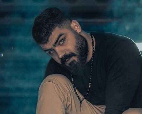 شبکه حقوق بشر کردستان: سامان یاسین، رپر معترض، از بیمارستان روانی به زندان بازگردانده شد