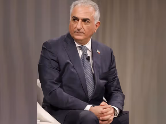 شاهزاده رضا پهلوی درباره تحریمها: مردم ایران رژیم را مقصر فقر میدانند، نه غرب را