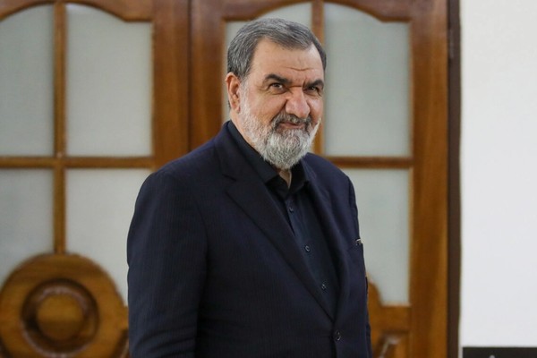 أمين مجلس الأمن القومي الإيراني: إذا تعاونت دول الجوار مع أميركا فسنستهدف مصالحها