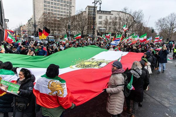 ایرانیان در شهرهای مختلف جهان در حمایت از انقلاب ملی به خیابان آمدند