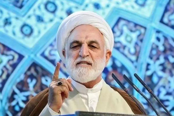 رئيس القضاء الإيراني يطالب النيابة العامة بـ"مواجهة" رافضي الحجاب "دون قانون"
