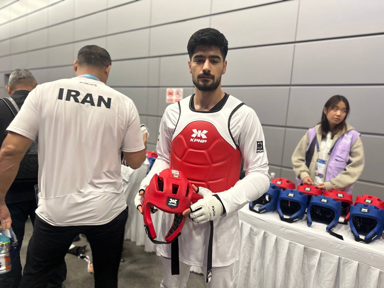 شکست‌های غیرمنتظره؛ مهران برخورداری هم از تکواندو قهرمانی جهان حذف شد