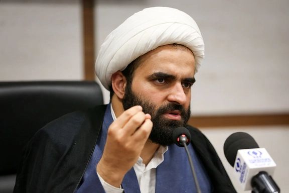 معاون وزارت آموزش و پرورش: گاهی نمیتوانیم حتی یک پیام را به دانشآموزان برسانیم