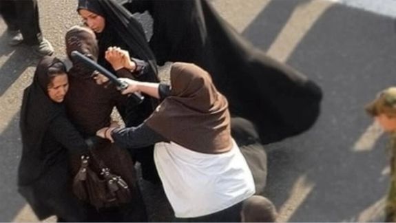 البرلمان الأوروبي يسعى لإدانة تصاعد القمع الممنهج ضد النساء في إيران