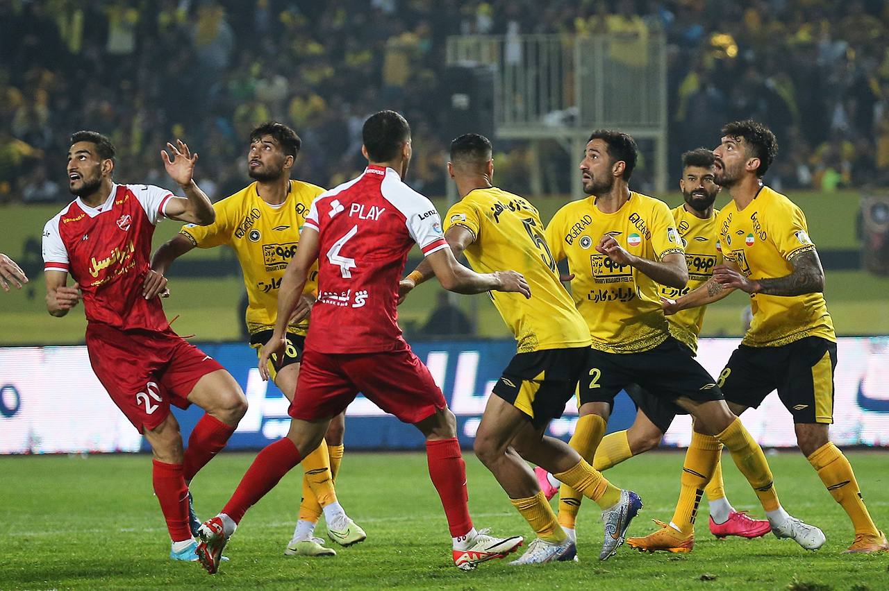  امتیازات پرسپولیس و سپاهان برگشت، استقلال صدر جدول را از دست داد