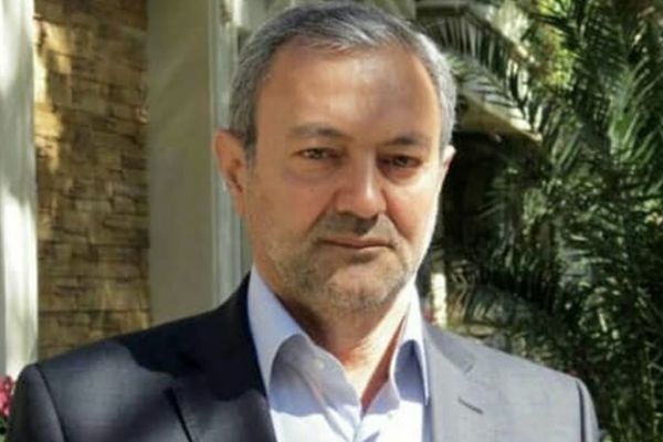 بعد اعتقاله في تجمع احتجاجي.. الإفراج بكفالة عن قائد سابق بالحرس الثوري الإيراني