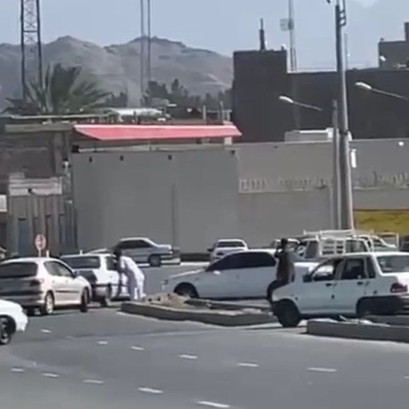 حمله به کلانتری ۱۶ زاهدان؛ اعلام برائت مولوی عبدالحمید و گمانهزنیها درباره احتمال حصر او