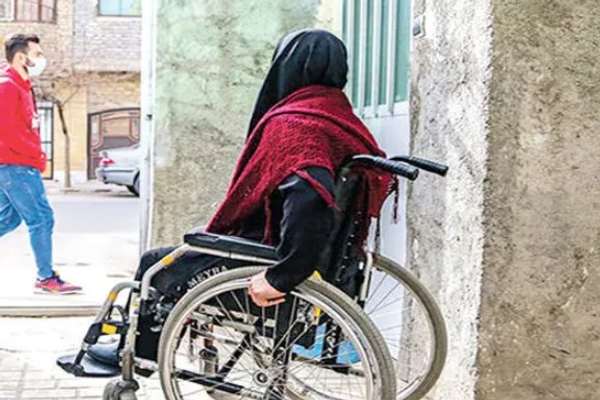 رییس جامعه معلولان: مستمری افراد معلول به اندازه یک وعده تخممرغ در روز هم نمیشود