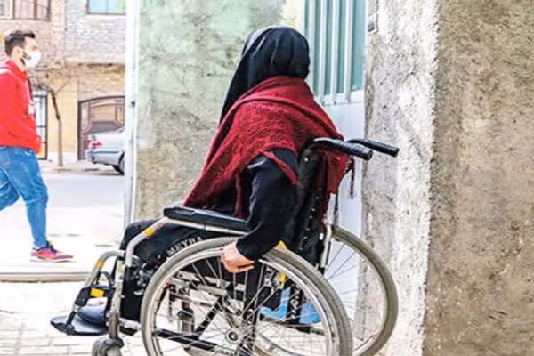 رییس جامعه معلولان: مستمری افراد معلول به اندازه یک وعده تخممرغ در روز هم نمیشود