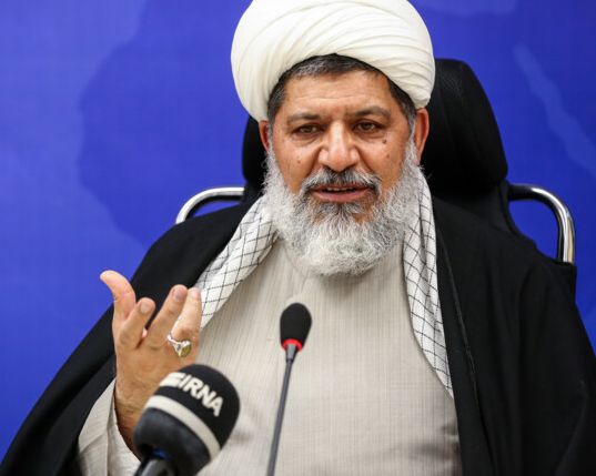 رییس عقیدتی سیاسی فراجا: وقتی با خدا باشیم آمریکا نمیتواند با ما مقابله کند