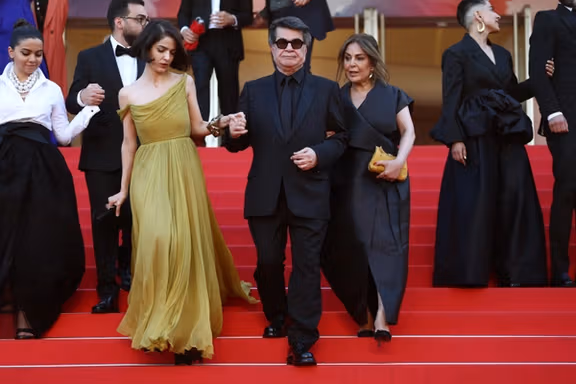 جعفر پناهی در جشنواره کن از سینماگران و زنان بازیگر ممنوع از کار در ایران یاد کرد