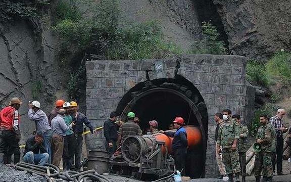 اعتماد به نقل از متخصصان: انفجار معدن سنگ طرزه به دلیل نقص سیستم تهویه تخلیه گاز متان بود