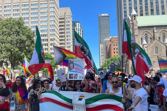 یکی از بزرگترین رژههای افتخار کوییرهای ایرانی با مضمون «ژن، ژیان، ئازادی» برگزار شد