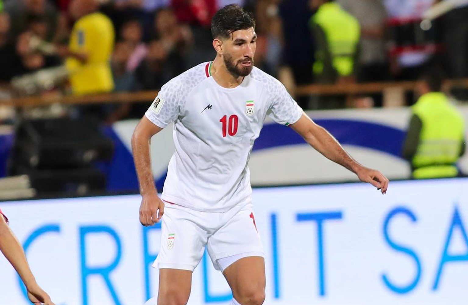 مغانلو درباره اعتراضات سراسری: سخت‌ترین کار دنیا را می‌کنیم، هم غمگین هستیم هم امیدوار 