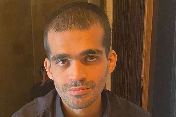 السلطات الإيرانية تبدأ إجراءات إعدام سجين سياسي.. وحقوقيون يتهمون النظام بـ"إخفاء فشله"