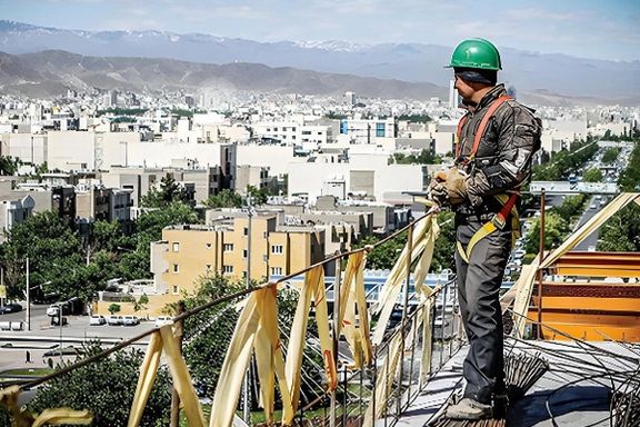 رییس اتحادیه کارگران قراردادی: حق مسکن ۹۰۰ هزار تومانی گرهی از مشکل کارگران باز نمیکند