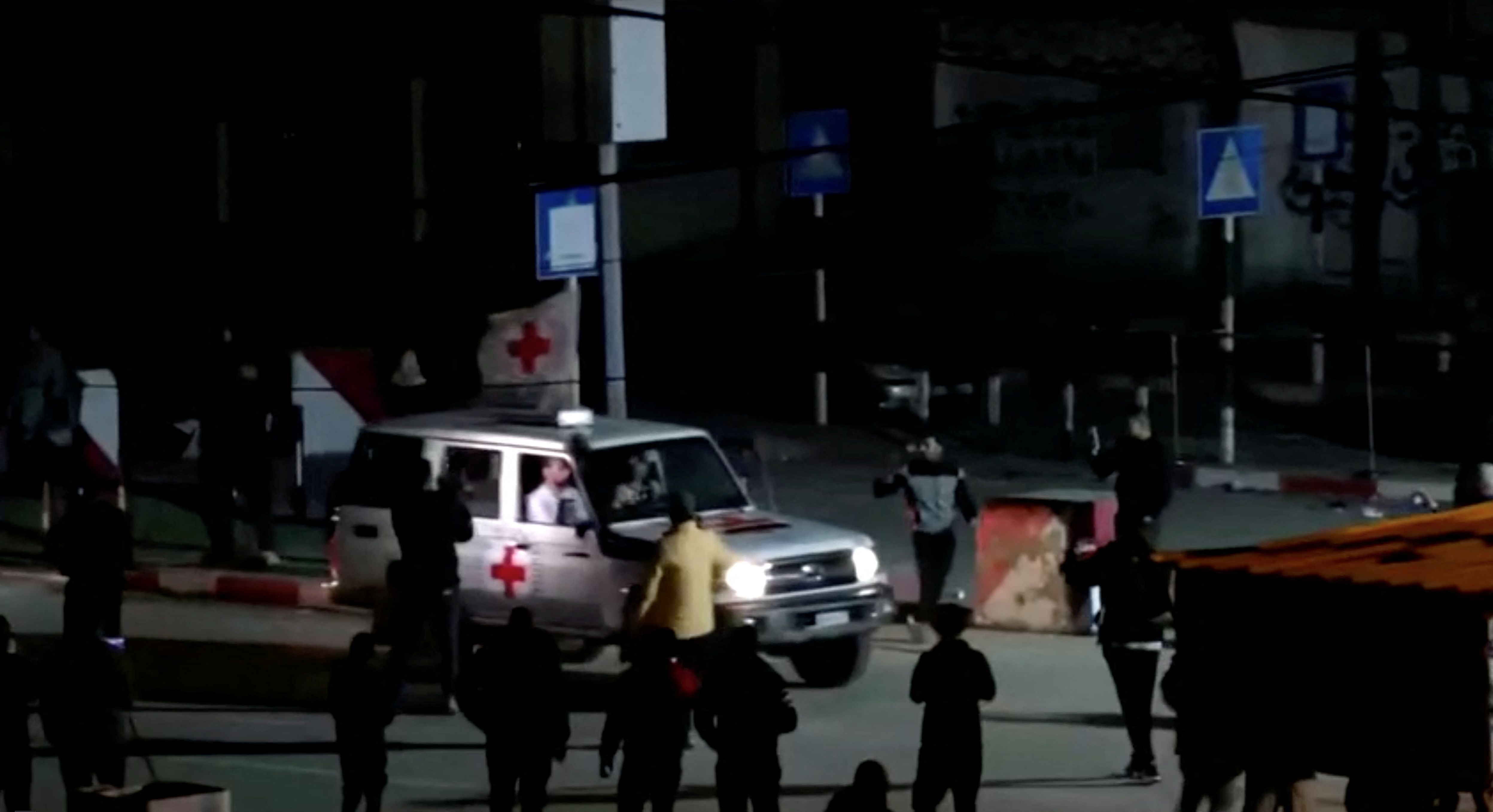 دو گروگان آزاد شده اسرائیلی-روس وارد اسرائیل شدند