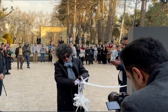 Visual artist Bita Fayazi inaugurating an exhibition in Tehran on Decmber 31
