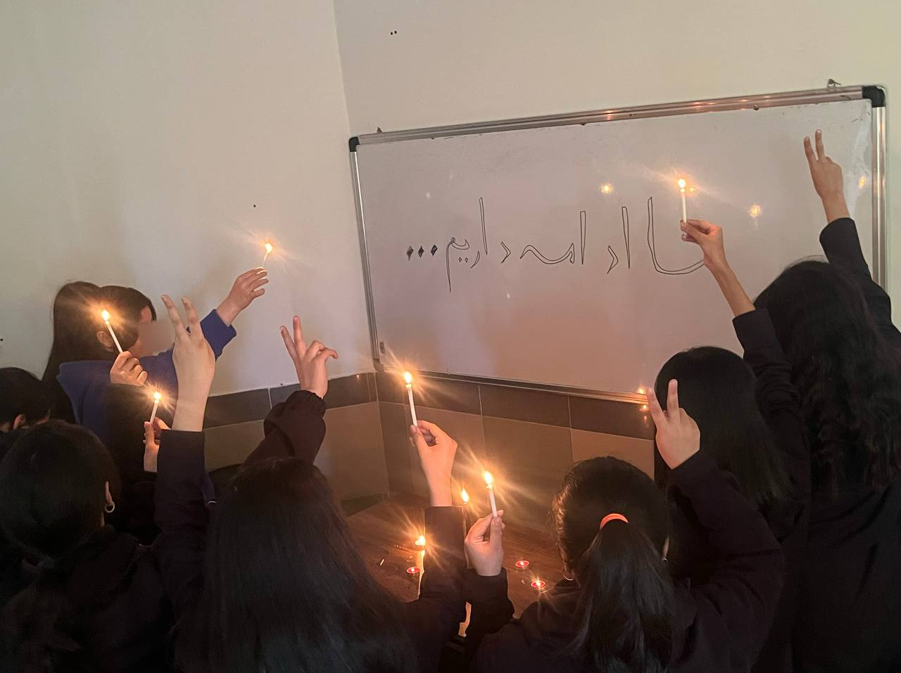 برگزاری مراسم چهلم جاویدنامان انقلاب ملی در جای‌جای ایران با وجود تهدیدهای امنیتی