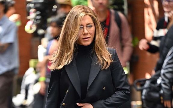 جنیفر آنیستون، بازیگر آمریکایی، در اینستاگرام درباره اعتراضات ایران اطلاعرسانی کرد