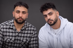 عوامل جمهوری اسلامی مانع دفن علیرضا رئیسی و علیرضا سپاهی در محل زندگیشان شدند