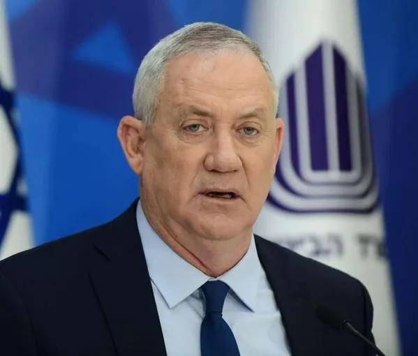 وزير الدفاع الإسرائيلي: إيران تصنع ألف جهاز طرد مركزي متطور.. والخيار العسكري ما زال قائما