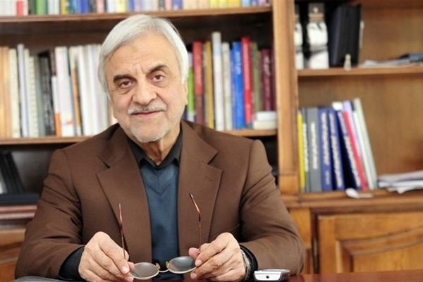 Former VP Says Iran's Foreign Policy Perpetuates Economic Crisis