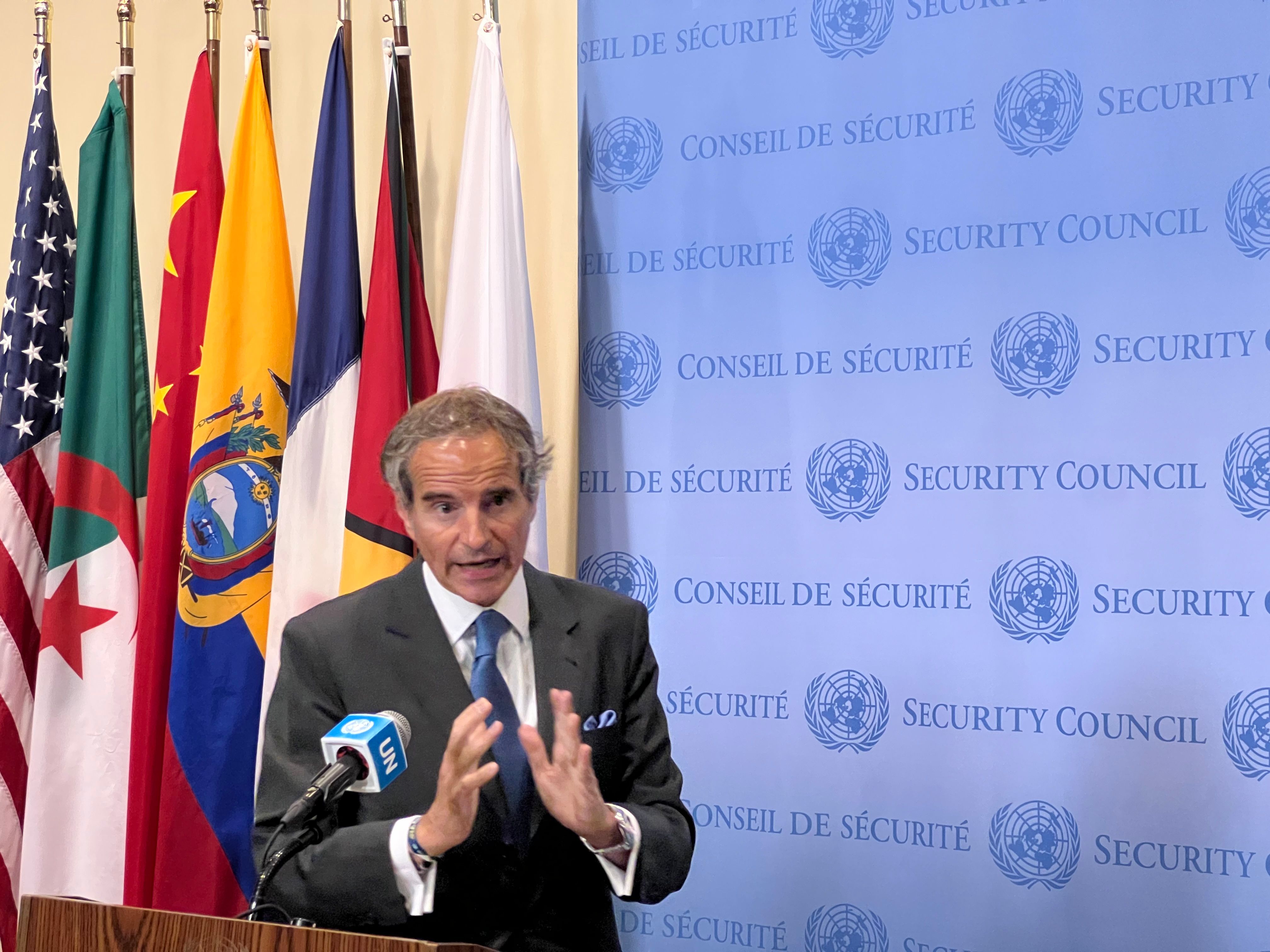 بعد قرار وقف تفتيش المنشآت النووية في إيران.. غروسي يستعد لزيارة طهران