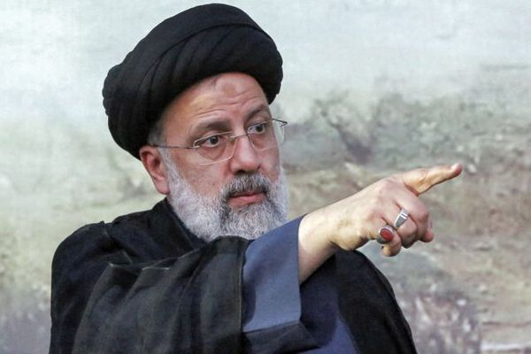بتعيينات إبراهيم رئيسي .. الحرس الثوري يستولي على المناصب العليا في المحافظات الإيرانية