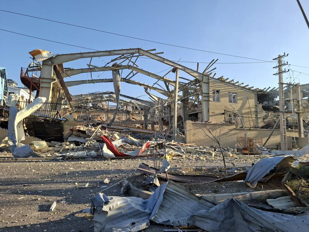 اختصاصی: بولدوزرهای سپاه که قرار بود سایت‌های موشکی را بازسازی کنند، منهدم شدند