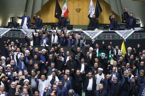 نامه ۱۵۵ نماینده مجلس به محسنی اژهای: قانون عفاف و حجاب باید ابلاغ و اجرایی شود