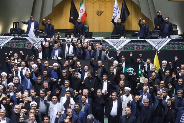 نامه ۱۵۵ نماینده مجلس به محسنی اژهای: قانون عفاف و حجاب باید ابلاغ و اجرایی شود