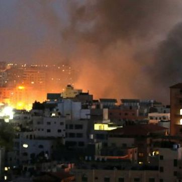 کانال ۱۲ اسرائیل: آتشبس اسرائیل و غزه از بعد از ظهر جمعه آغاز میشود