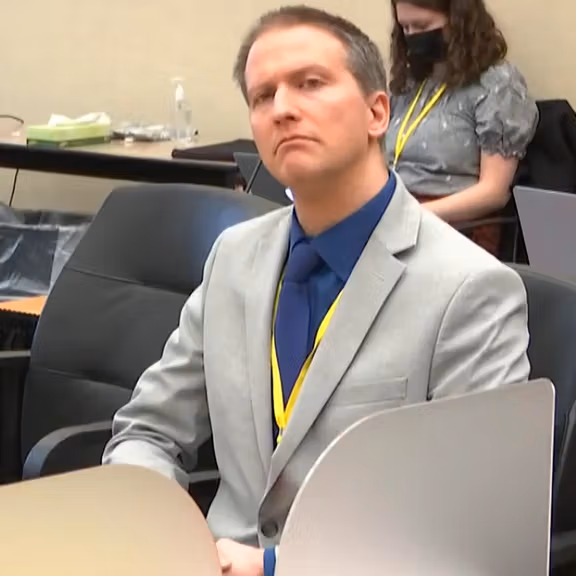 تیم وکلای درک شووین خواستار برگزاری دوباره دادگاه برای موکل خود شدند