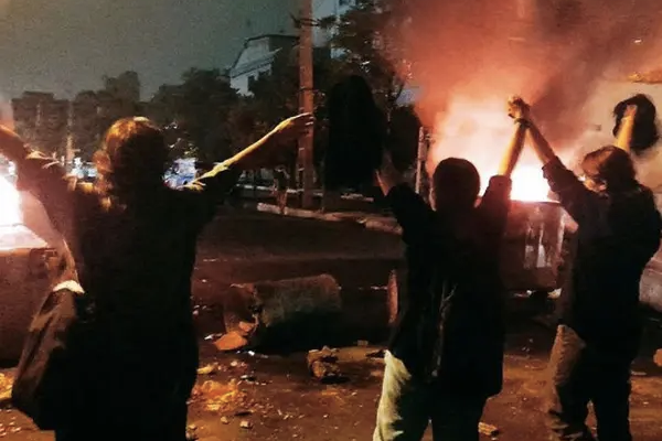 استمرارا للانتفاضة الشعبية.. "شباب طهران" يدعون لحشد واسع أمام جامعات العاصمة أول أكتوبر